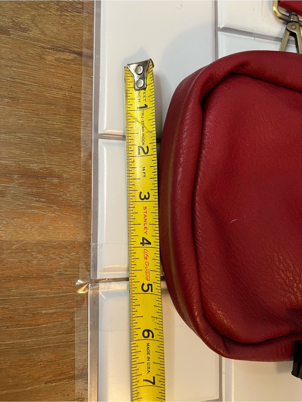 Urban originals Anthropology Red vegan Leather Crossbody Sling Bag – Women - Picture 6 of 7